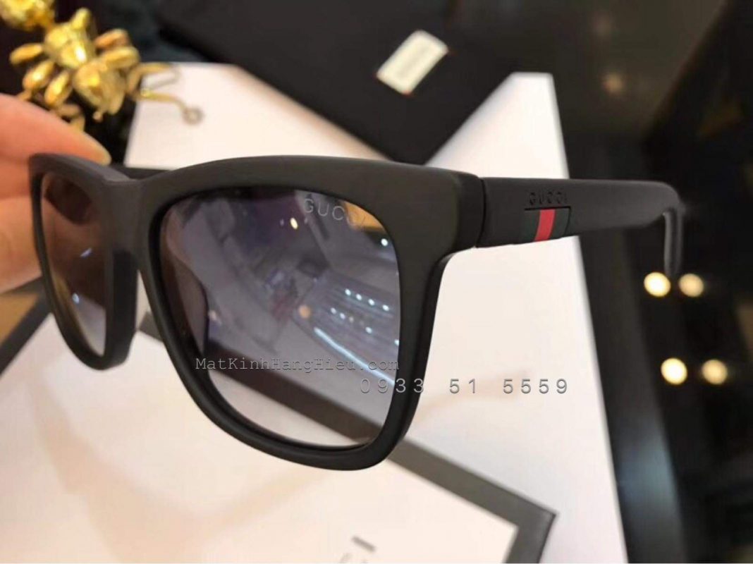 Mắt kính Gucci GG0009