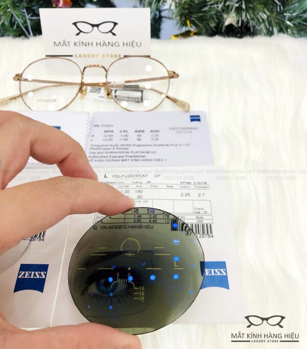 Tròng kính đa tròng đổi màu Zeiss Progressive SmartLife Pure 1.67 PhotoFusion X Pioneer