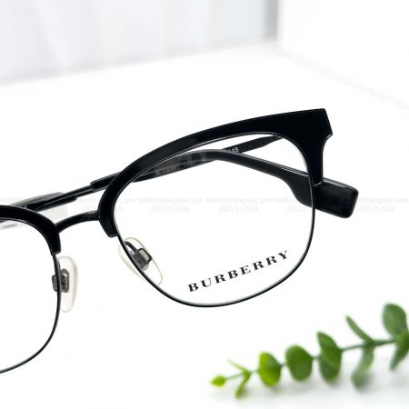 BURBERRY B1334 1001 52 17 145 750K 1 8