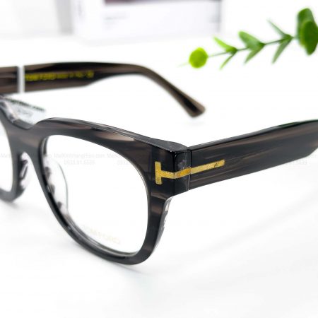 TOM FORD TF5678 C4 54 19 145 650K 4 7